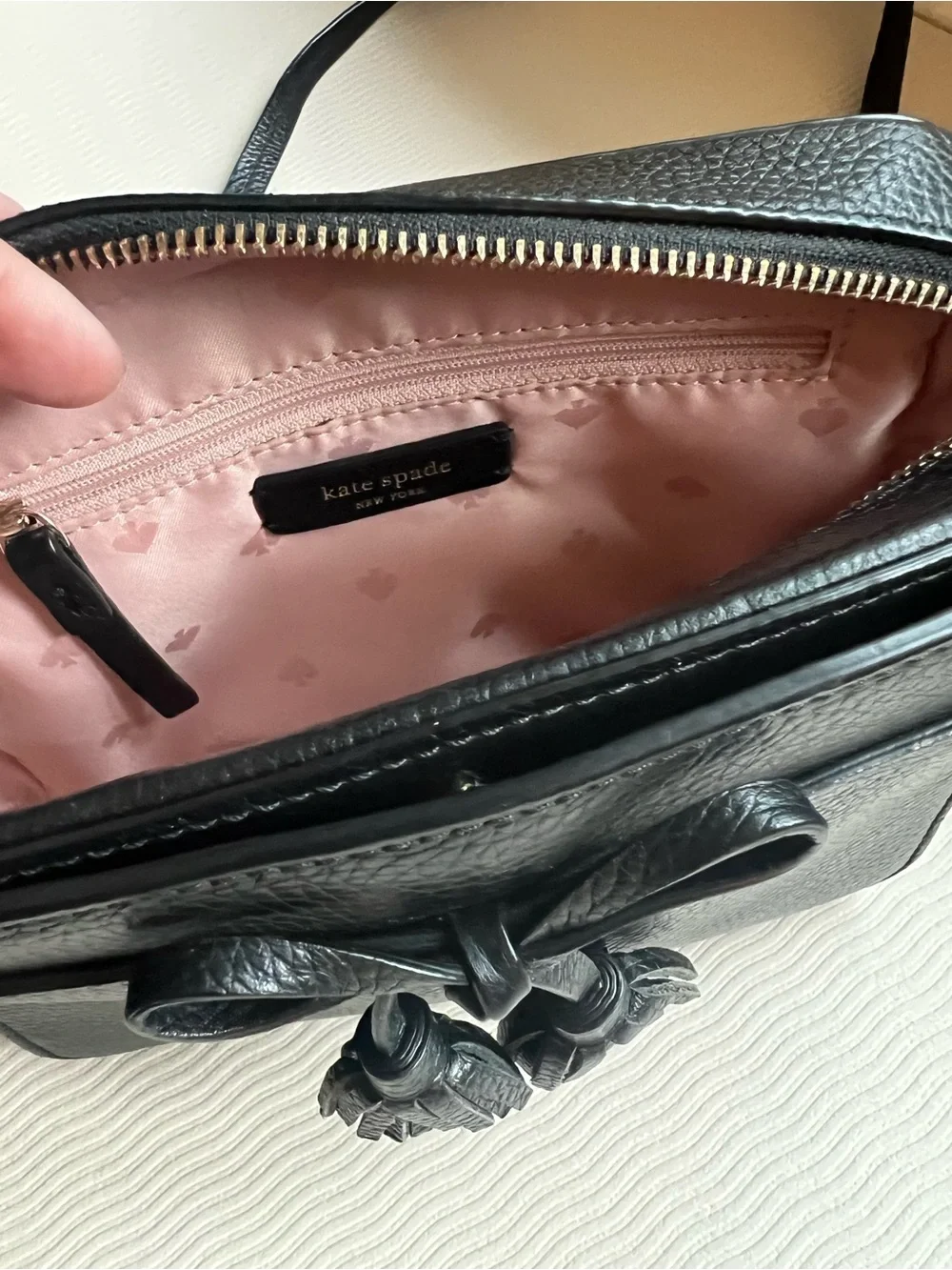 kate spade pebbled black